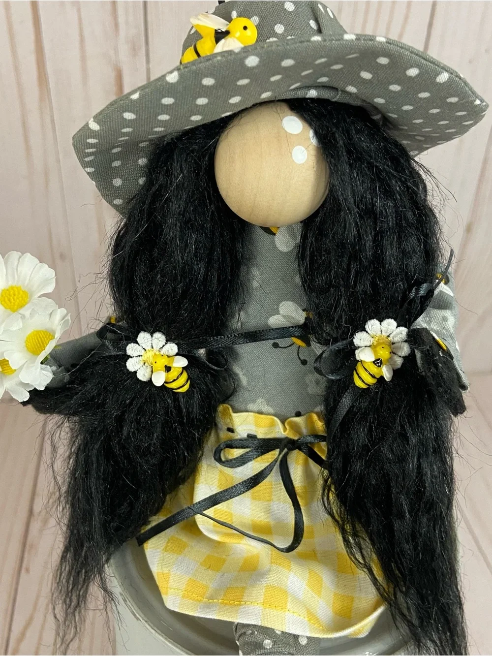 Handmade Sitting Bee Girl Gnome – Daisy Bumble Bee Shelf Sitter Decor - Picture 14 of 15